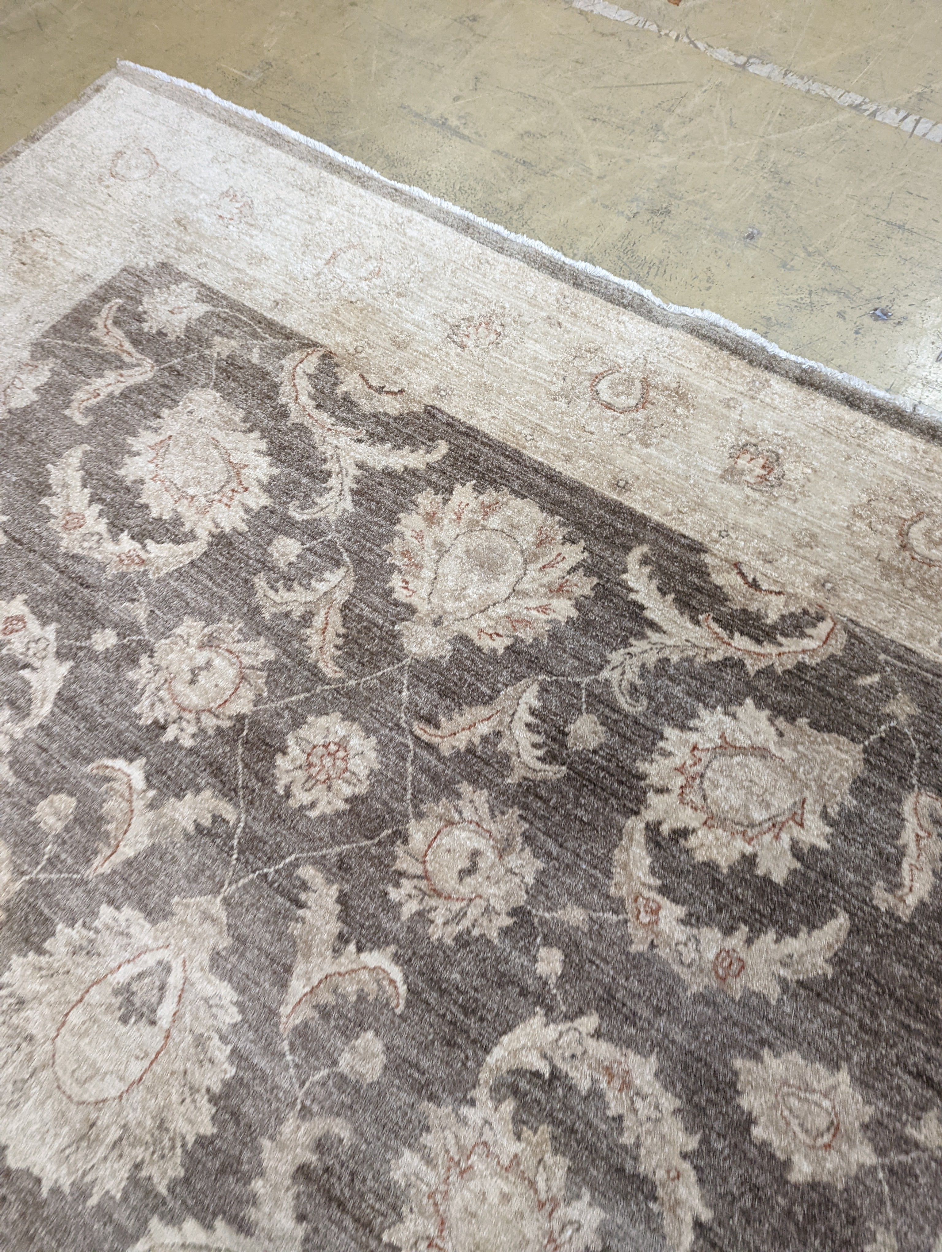 A Zeigler style ivory ground carpet, 300 x 240cm